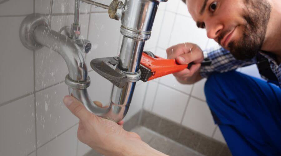 Professional same day plumber services in Max, NE